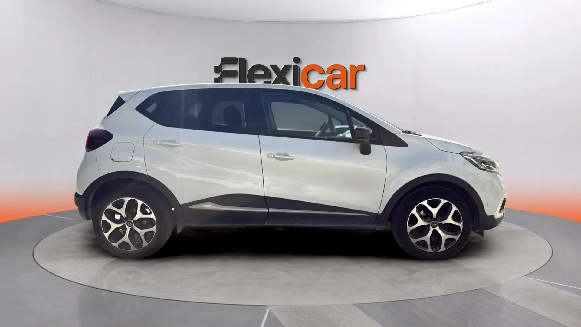 Renault Captur Zen TCe - foto 7