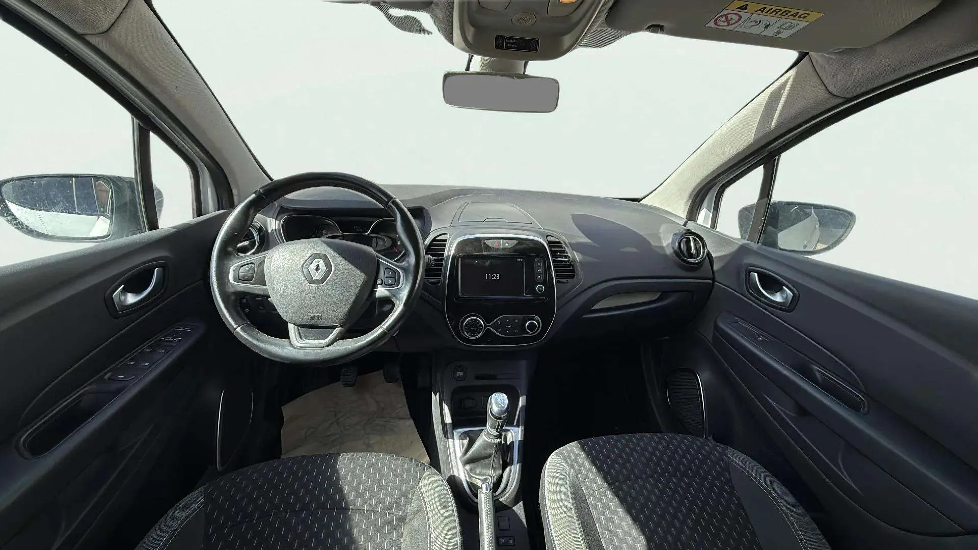 Renault Captur Zen TCe - foto 9