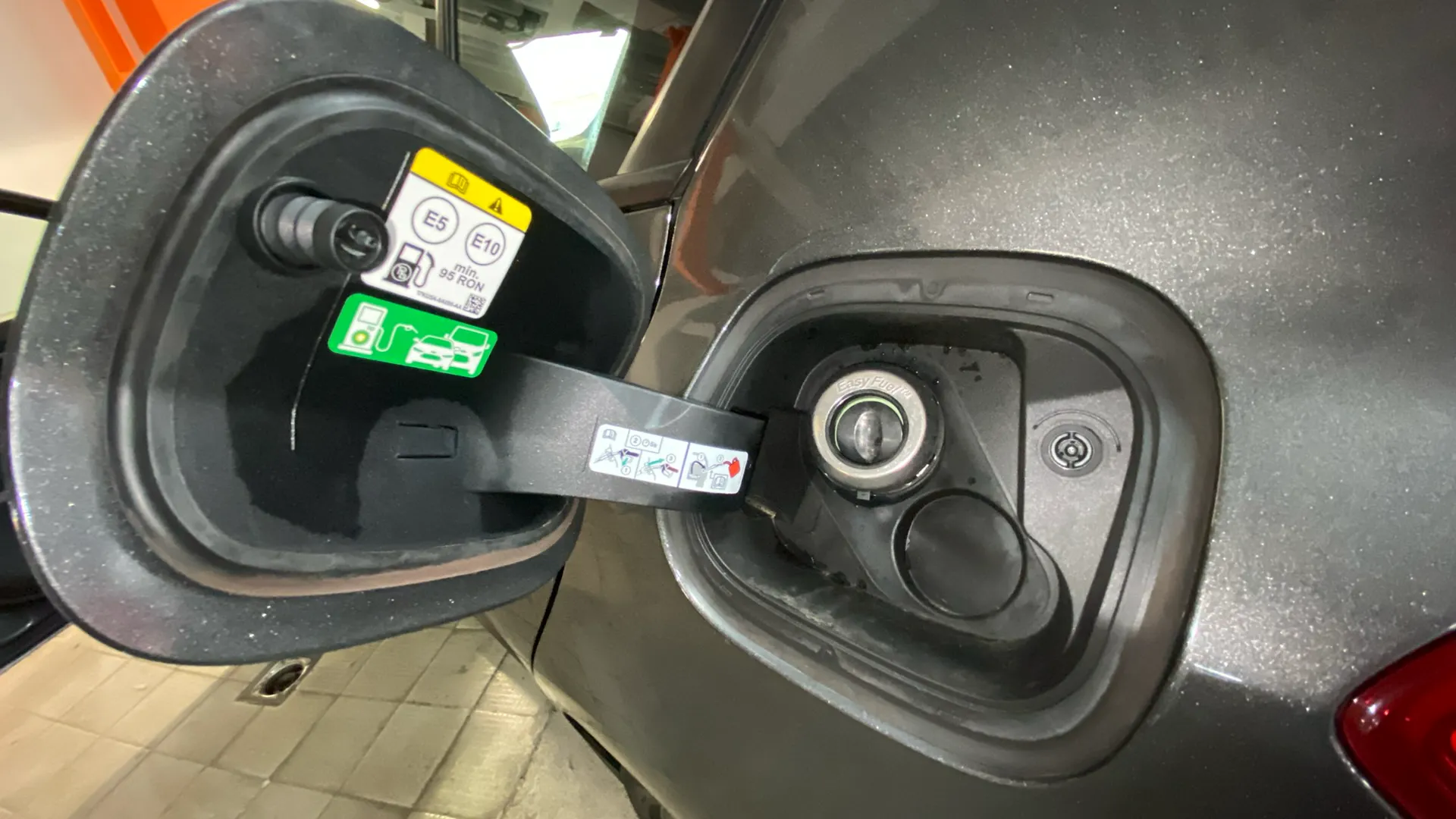 Ford Focus 1.0 EcoBoost ST-Line - foto 32