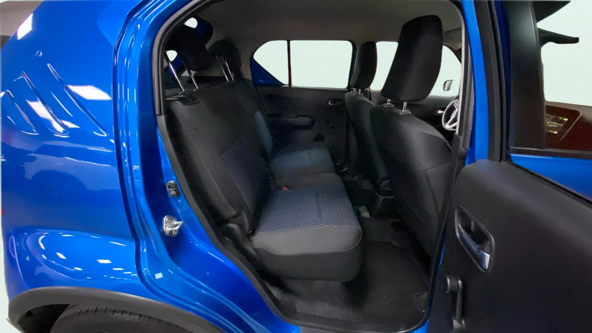 Suzuki Ignis 1.2 GLX 4WD Mild Hybrid - foto 13