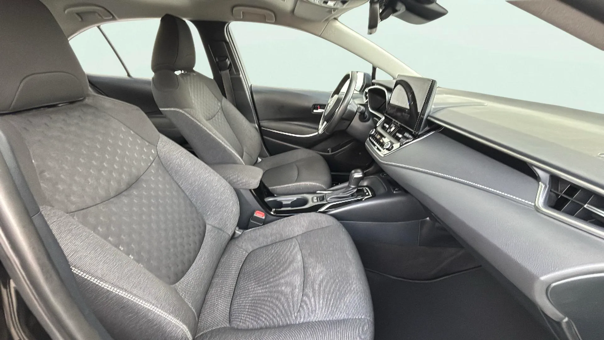 Toyota Corolla 140H Style - foto 14
