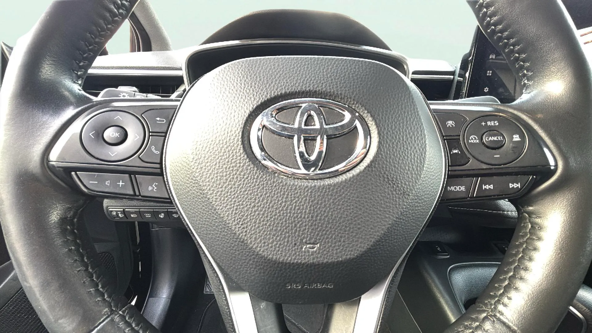 Toyota Corolla 140H Style - foto 22