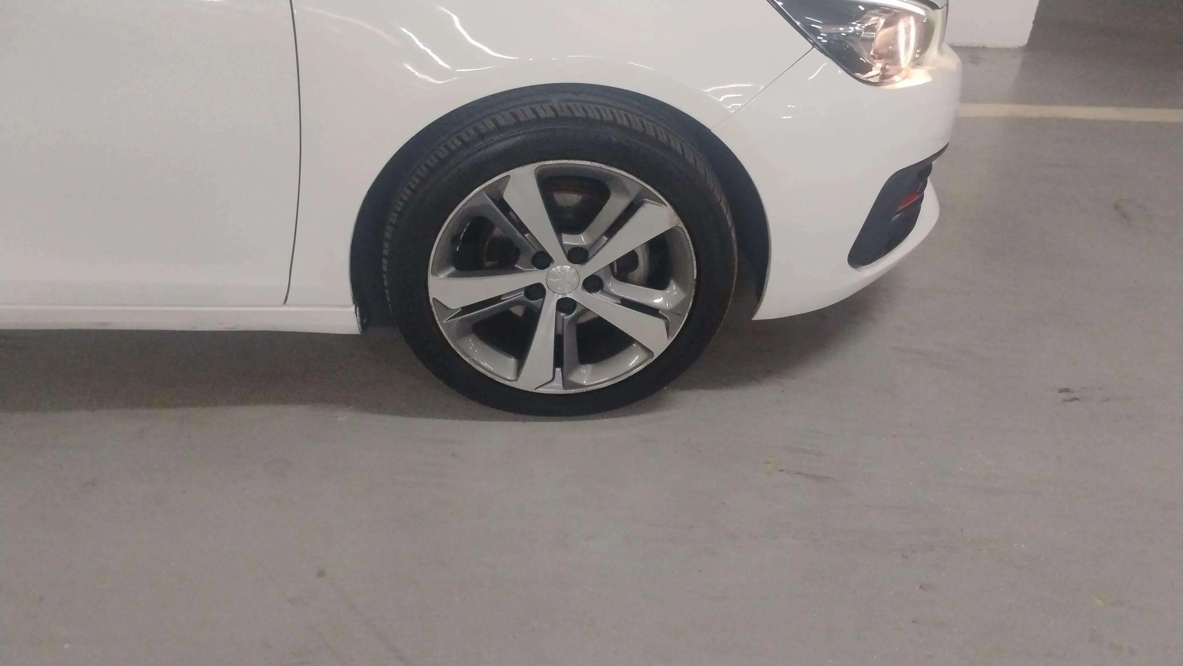 Peugeot 308 Allure 1.2 PureTech - foto 28