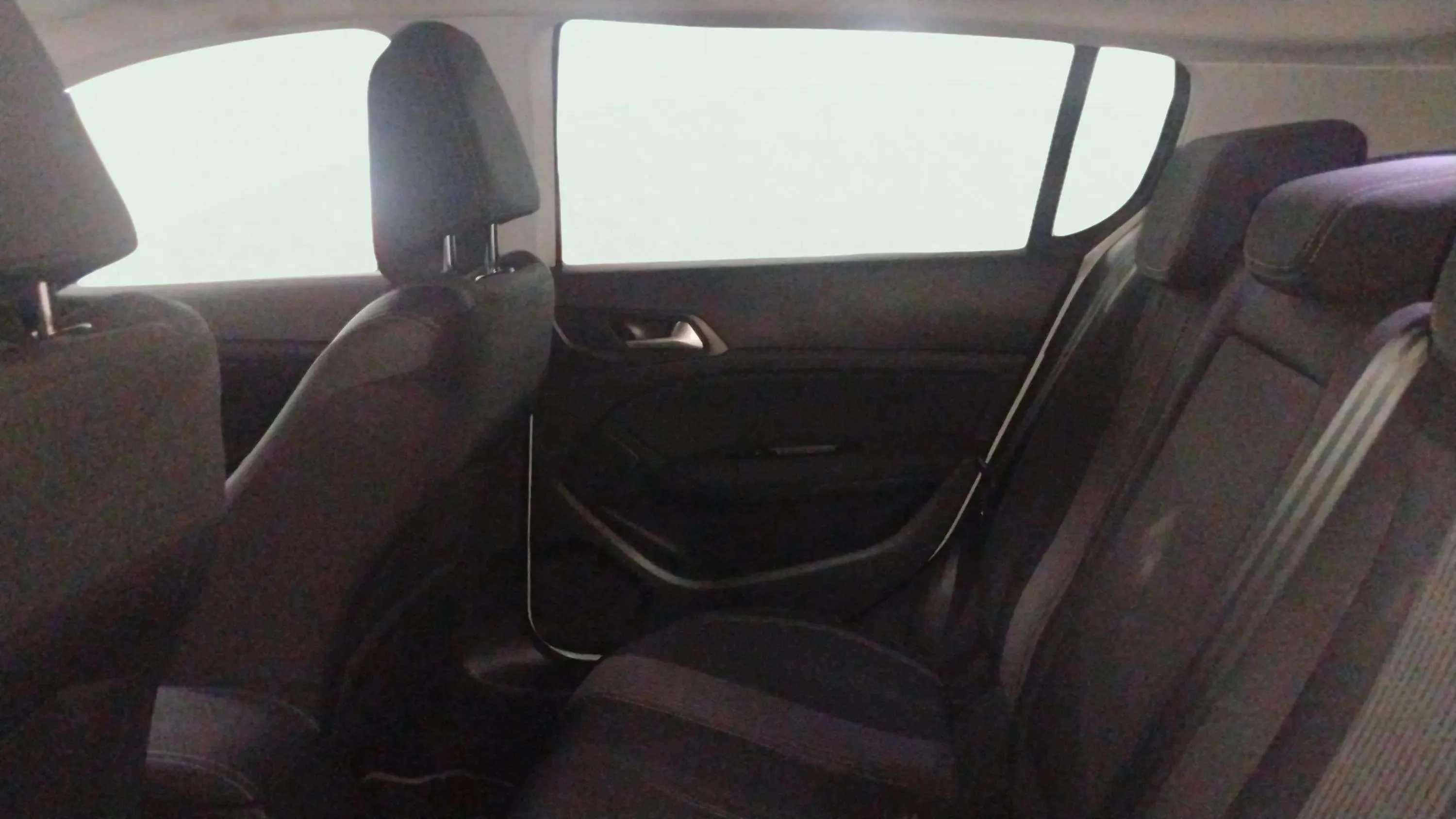 Peugeot 308 Allure 1.2 PureTech - foto 10