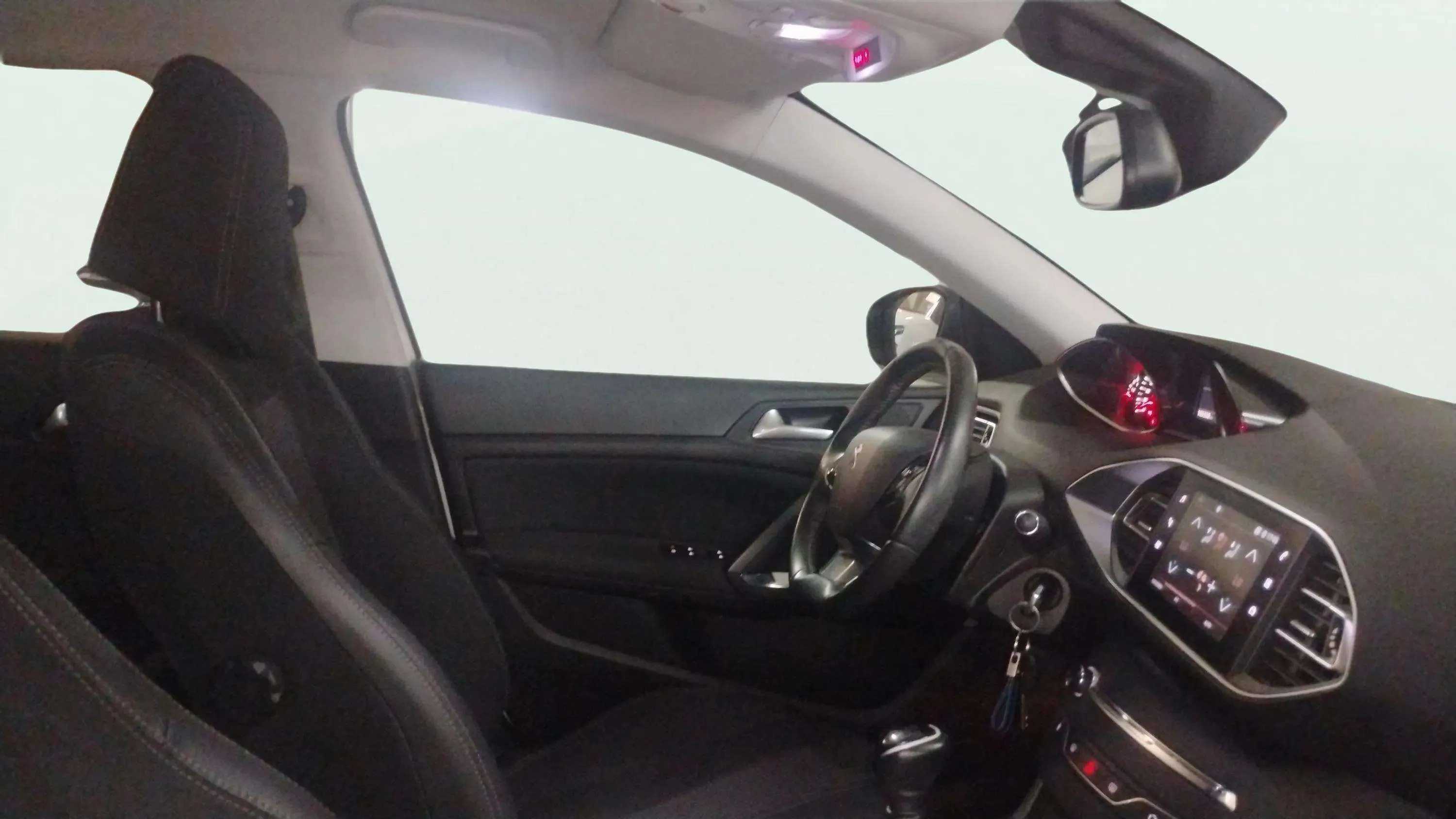 Peugeot 308 Allure 1.2 PureTech - foto 16