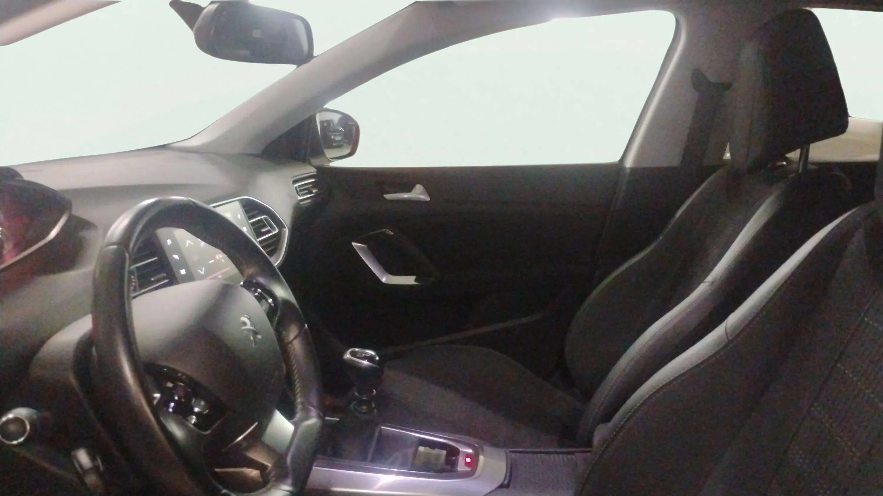 Peugeot 308 Allure 1.2 PureTech - foto 7