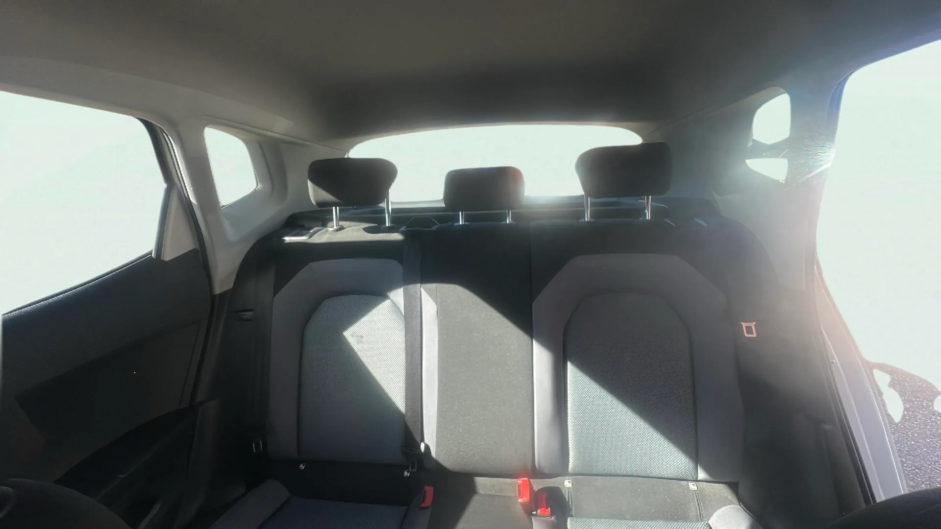 SEAT Arona 1.6 TDI Style Ecomotive - foto 11