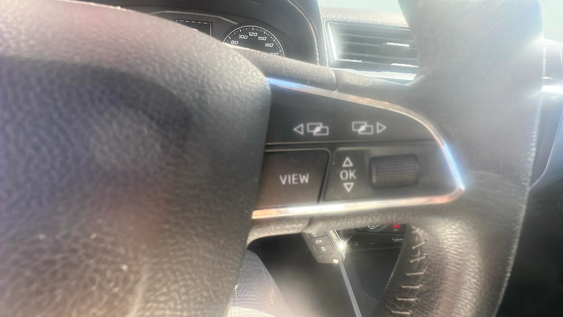 SEAT Arona 1.6 TDI Style Ecomotive - foto 19