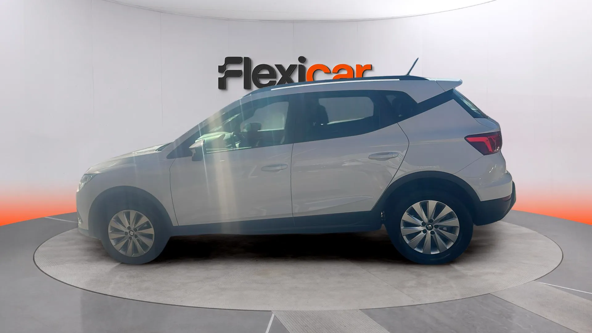 SEAT Arona 1.6 TDI Style Ecomotive - foto 4