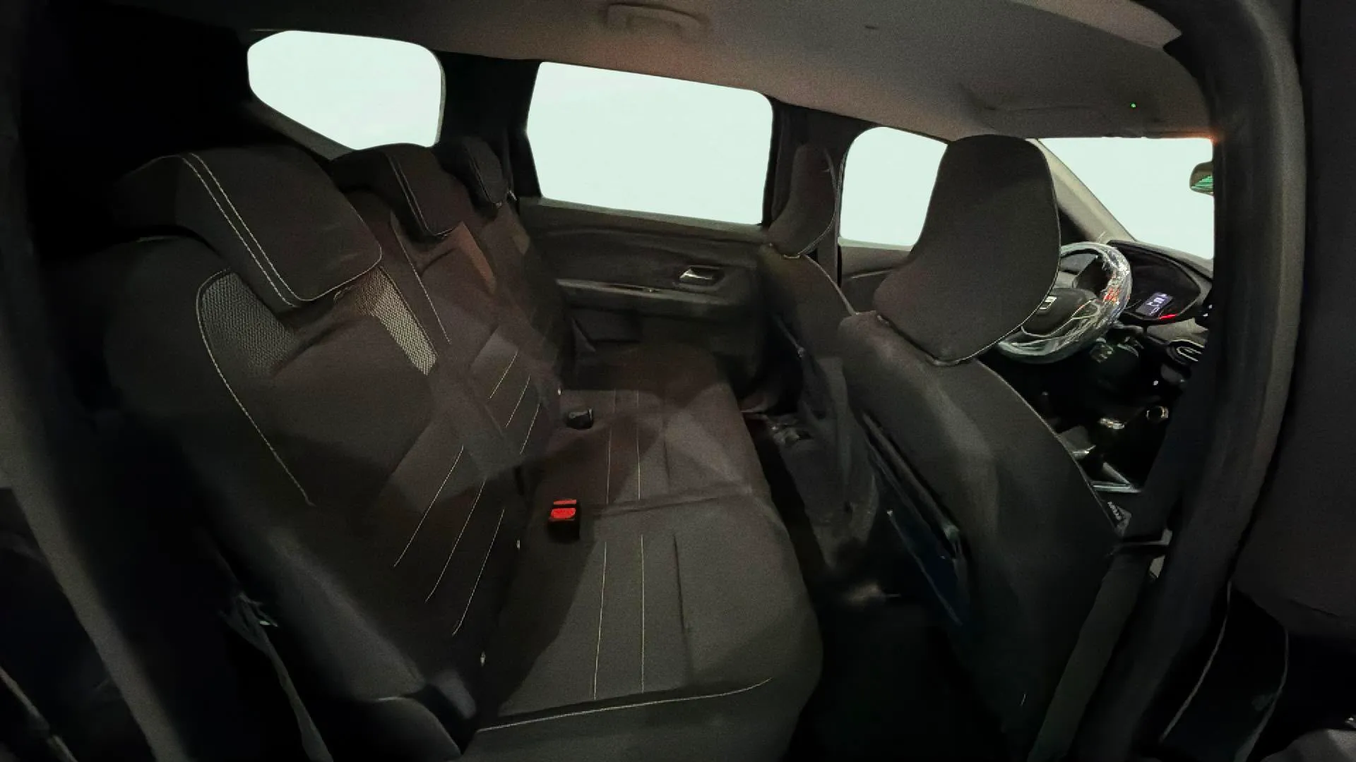 Dacia Jogger S.L. Extreme TCe 7 plazas - foto 16