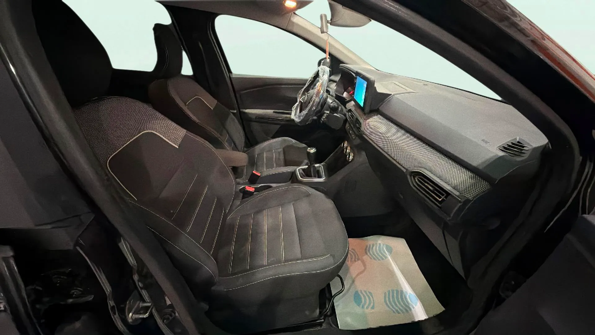 Dacia Jogger S.L. Extreme TCe 7 plazas - foto 15