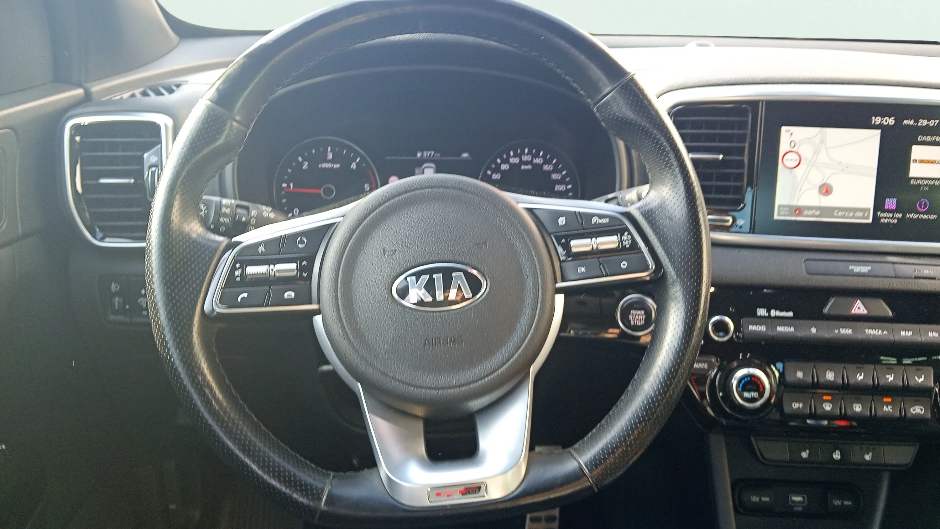 Kia Sportage 1.6 CRDi GT Line Essential 4x2 - foto 12