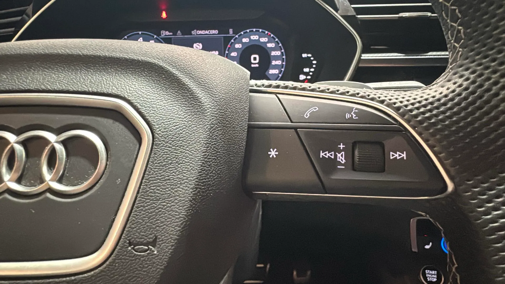Audi Q3 35 TFSI S tronic Black Line - foto 23