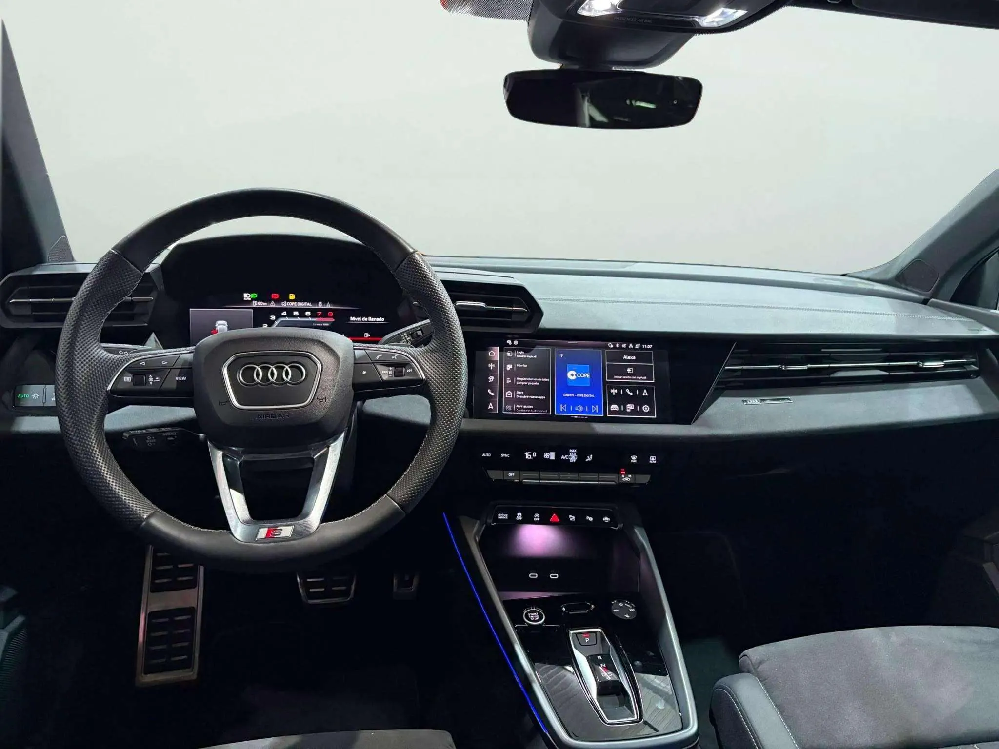 Audi A3 Sportback Black line 35 TFSI S tro - foto 8