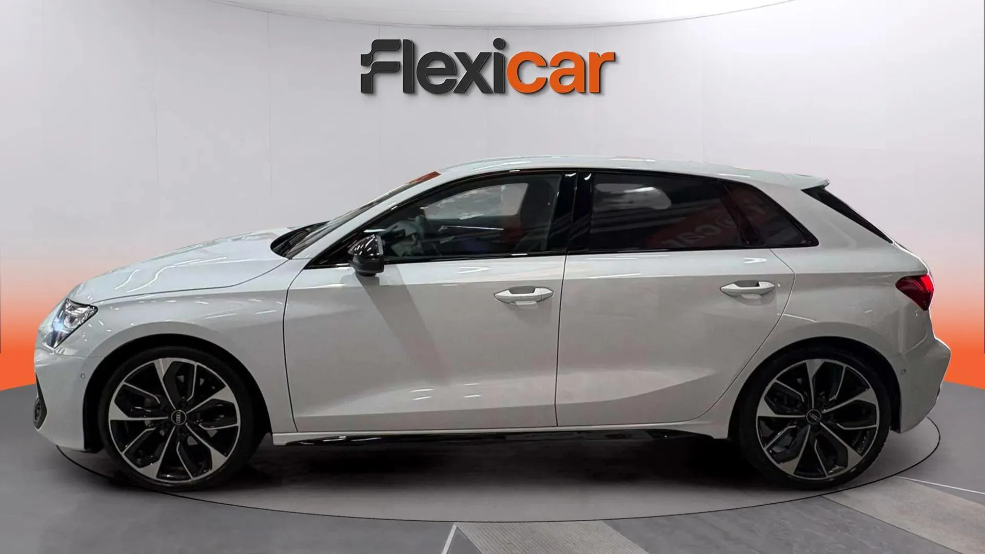 Audi A3 Sportback Black line 35 TFSI S tro - foto 4