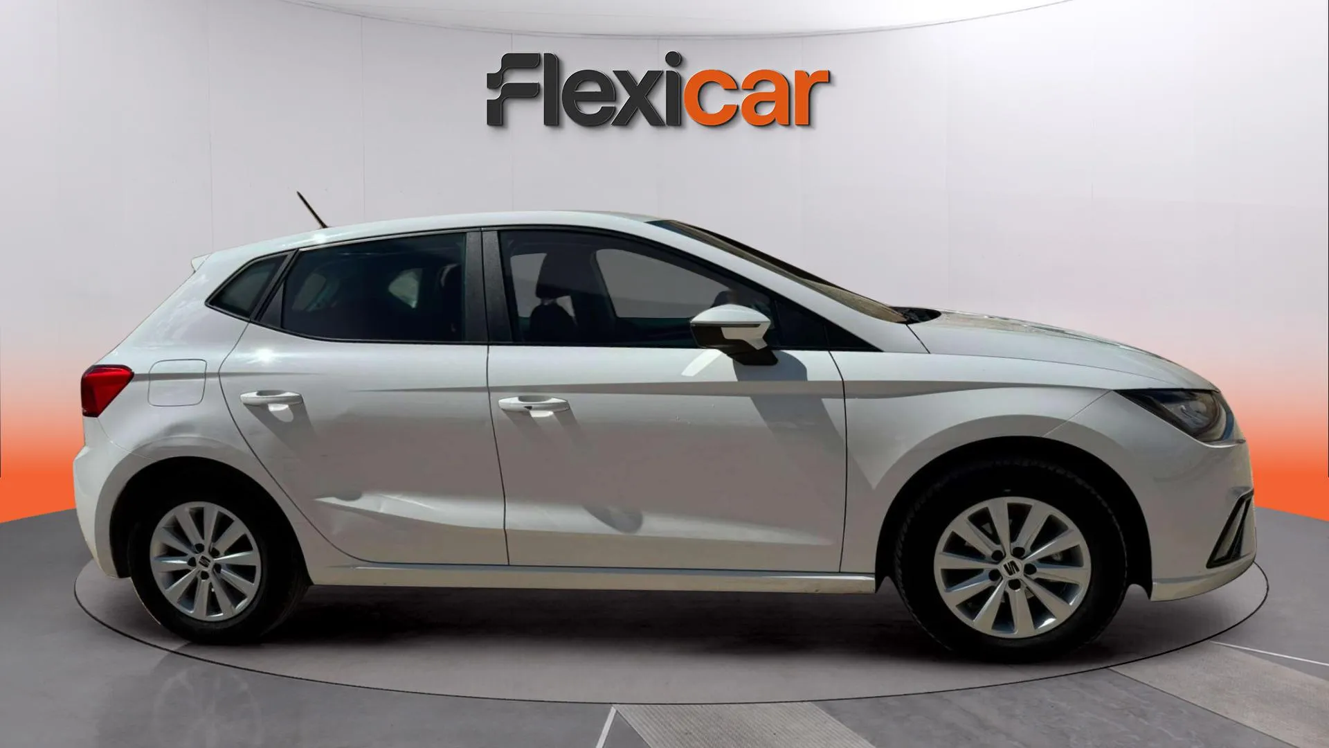 SEAT Ibiza 1.0 MPI Reference - foto 8