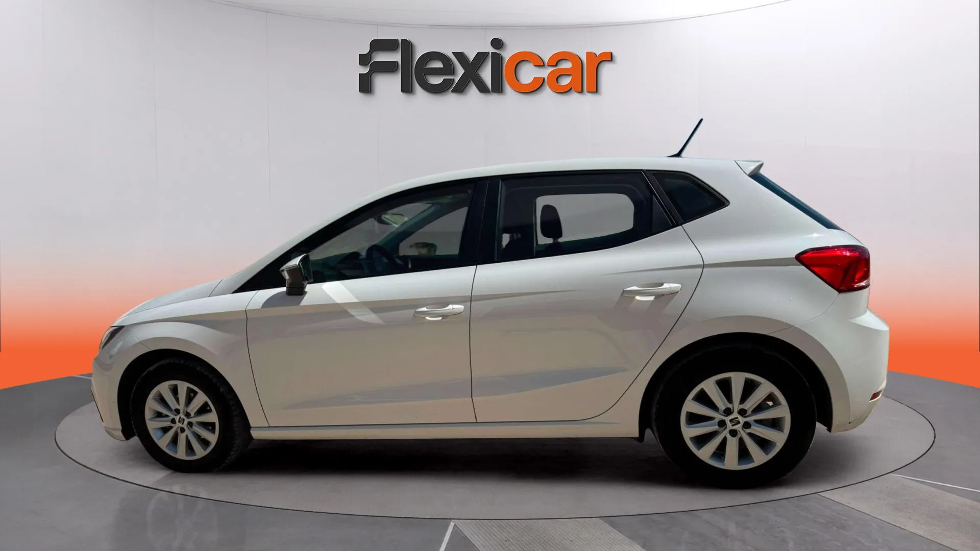 SEAT Ibiza 1.0 MPI Reference - foto 4