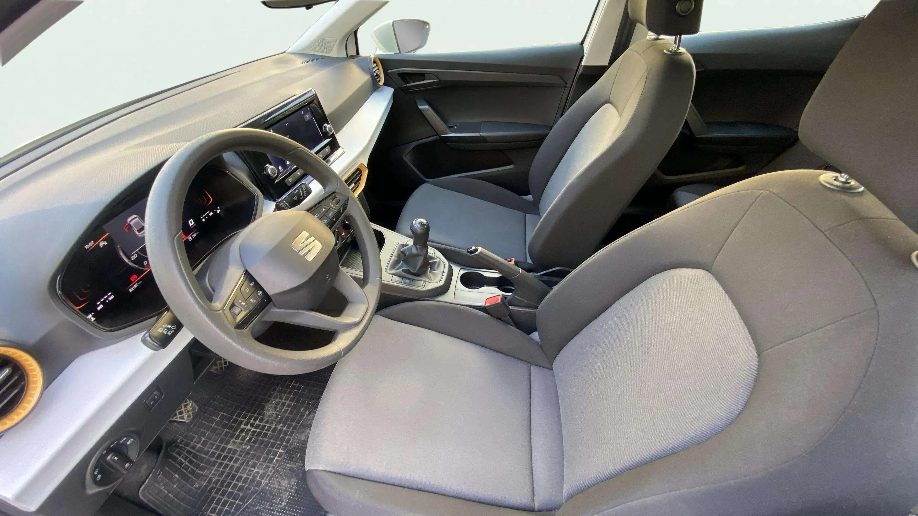 SEAT Ibiza 1.0 TSI FR - foto 13