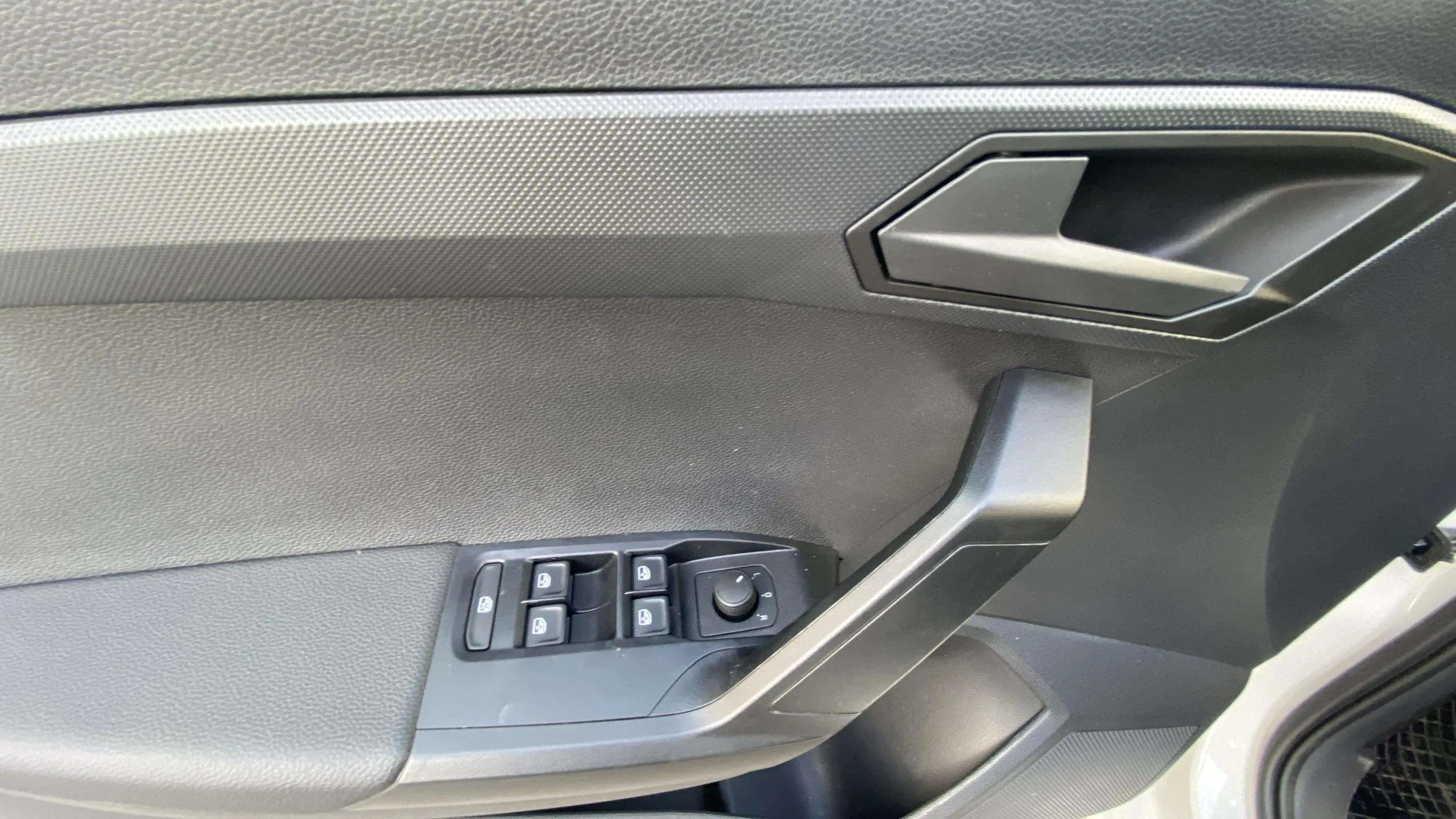SEAT Ibiza 1.0 TSI FR - foto 18