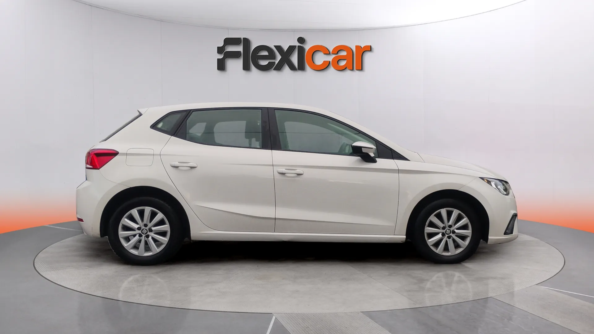 SEAT Ibiza 1000 - foto 8