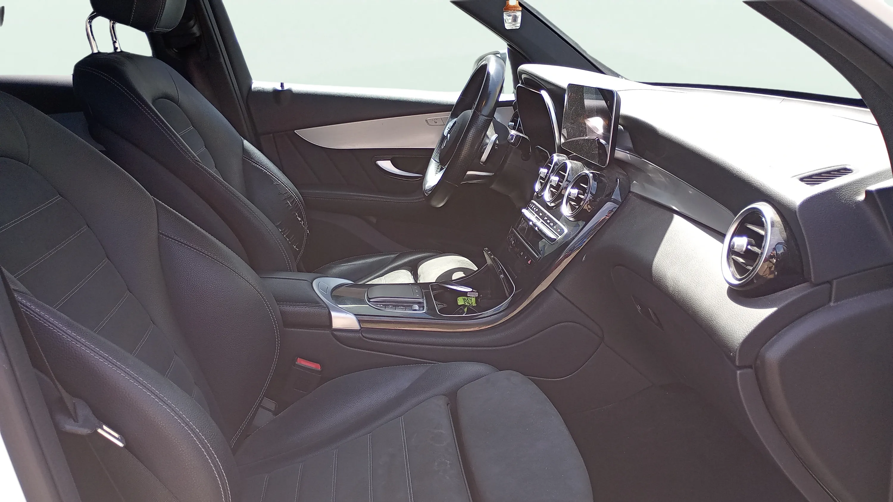 Mercedes-Benz GLC 200 d 4MATIC - foto 11