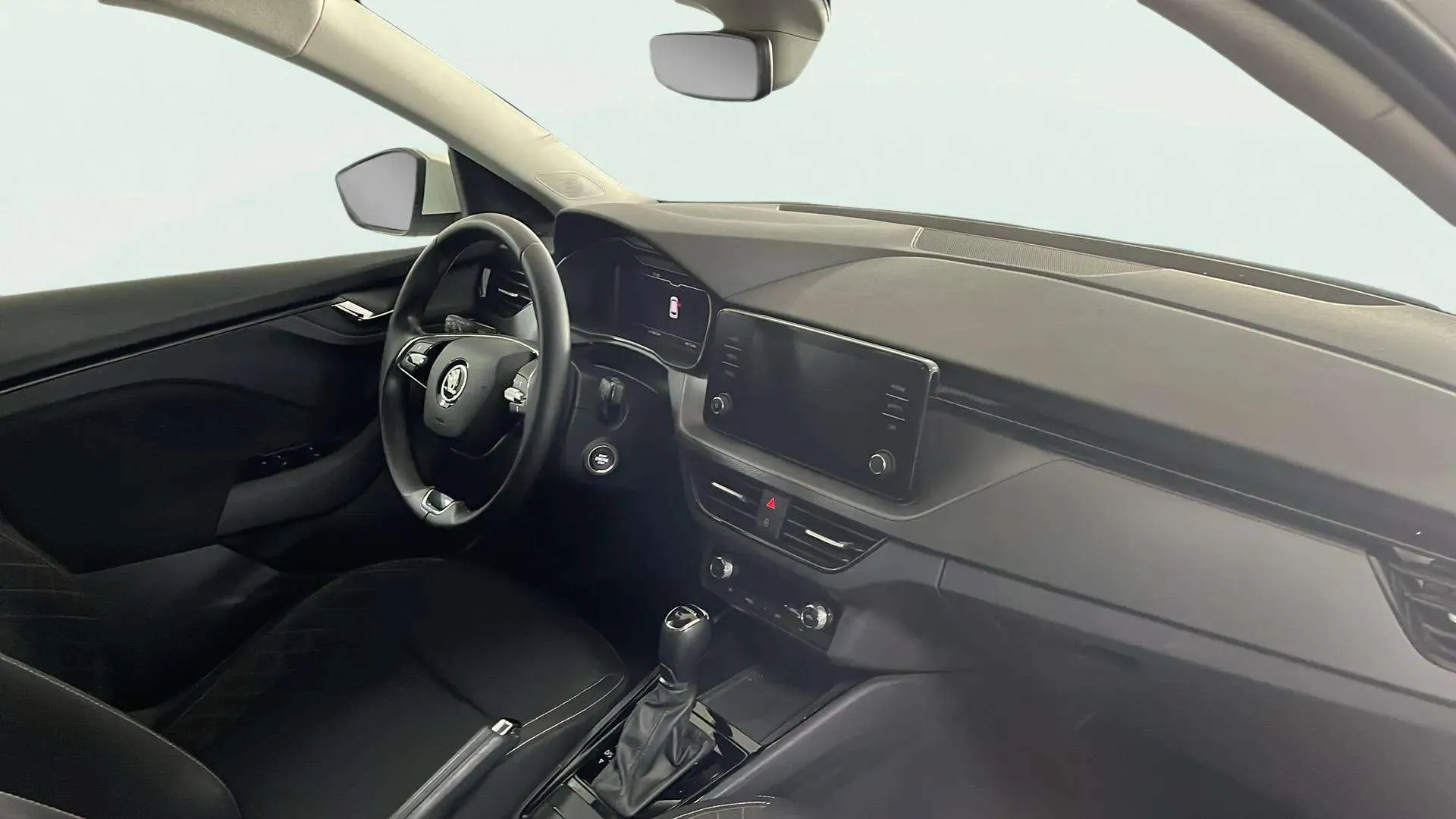 Škoda Kamiq 1.0 TSI DSG Ambition - foto 9
