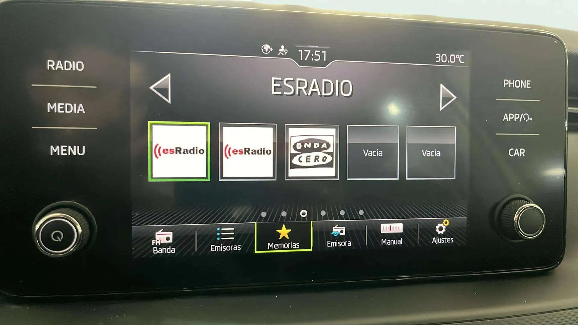 Škoda Kamiq 1.0 TSI DSG Ambition - foto 13