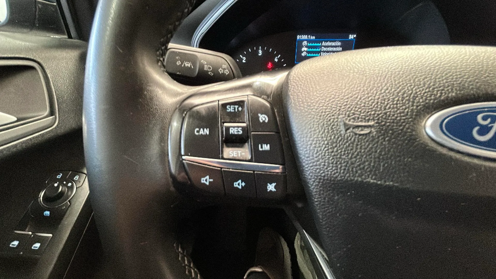 Ford Focus 1.5 EcoBlue Active - foto 19