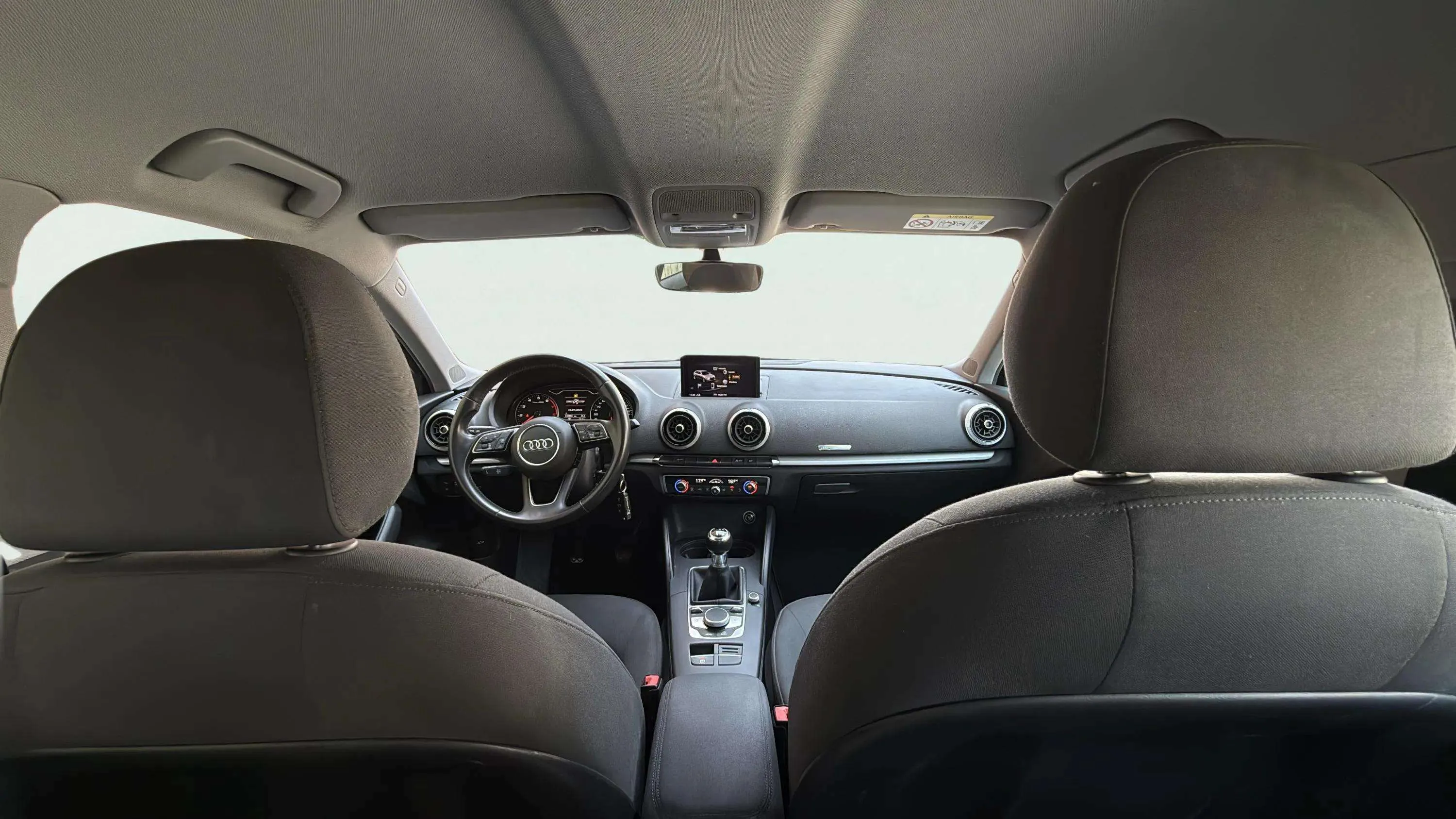 Audi A3 Design 35 TFSI Sportback - foto 12