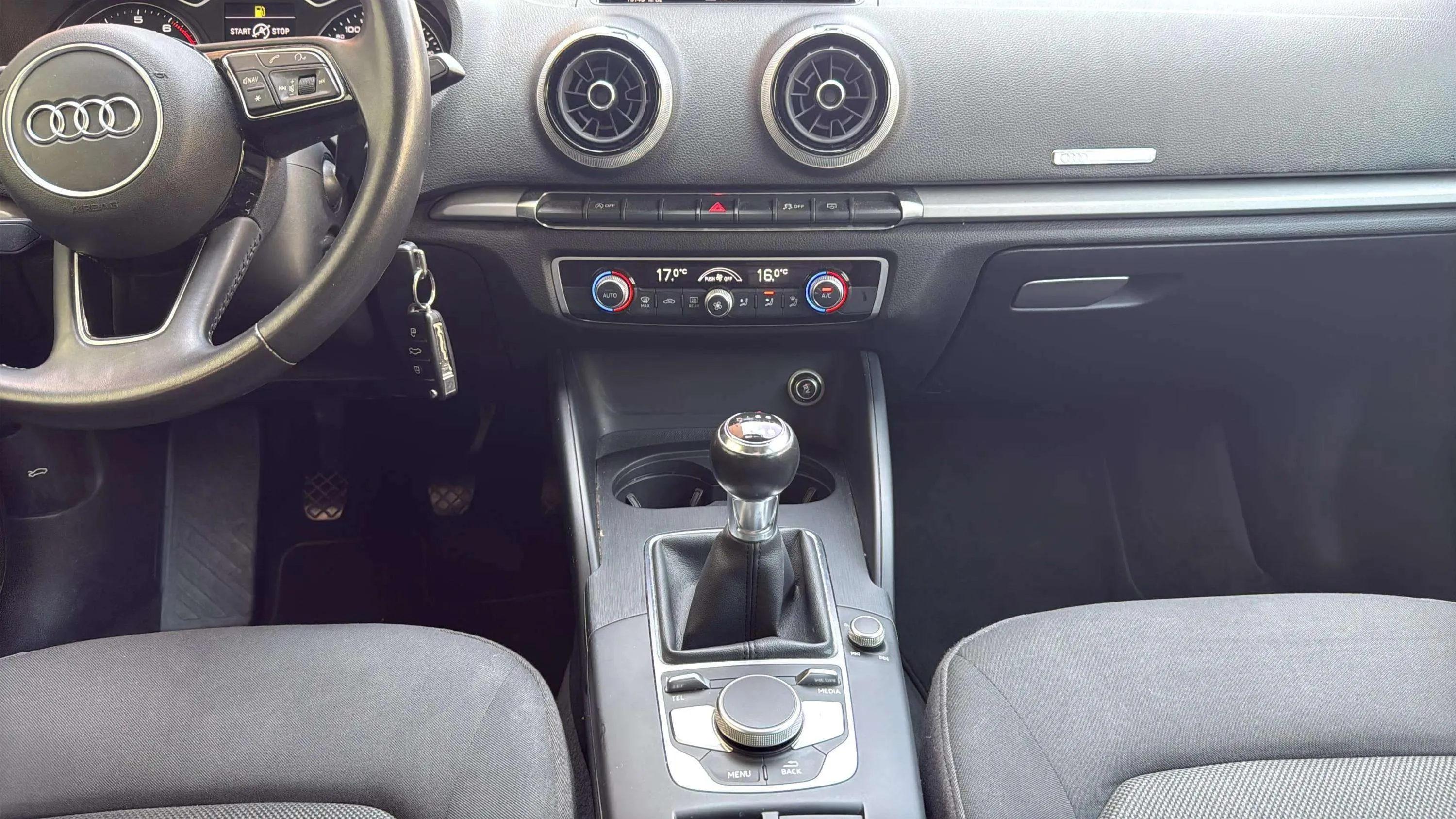 Audi A3 Design 35 TFSI Sportback - foto 14