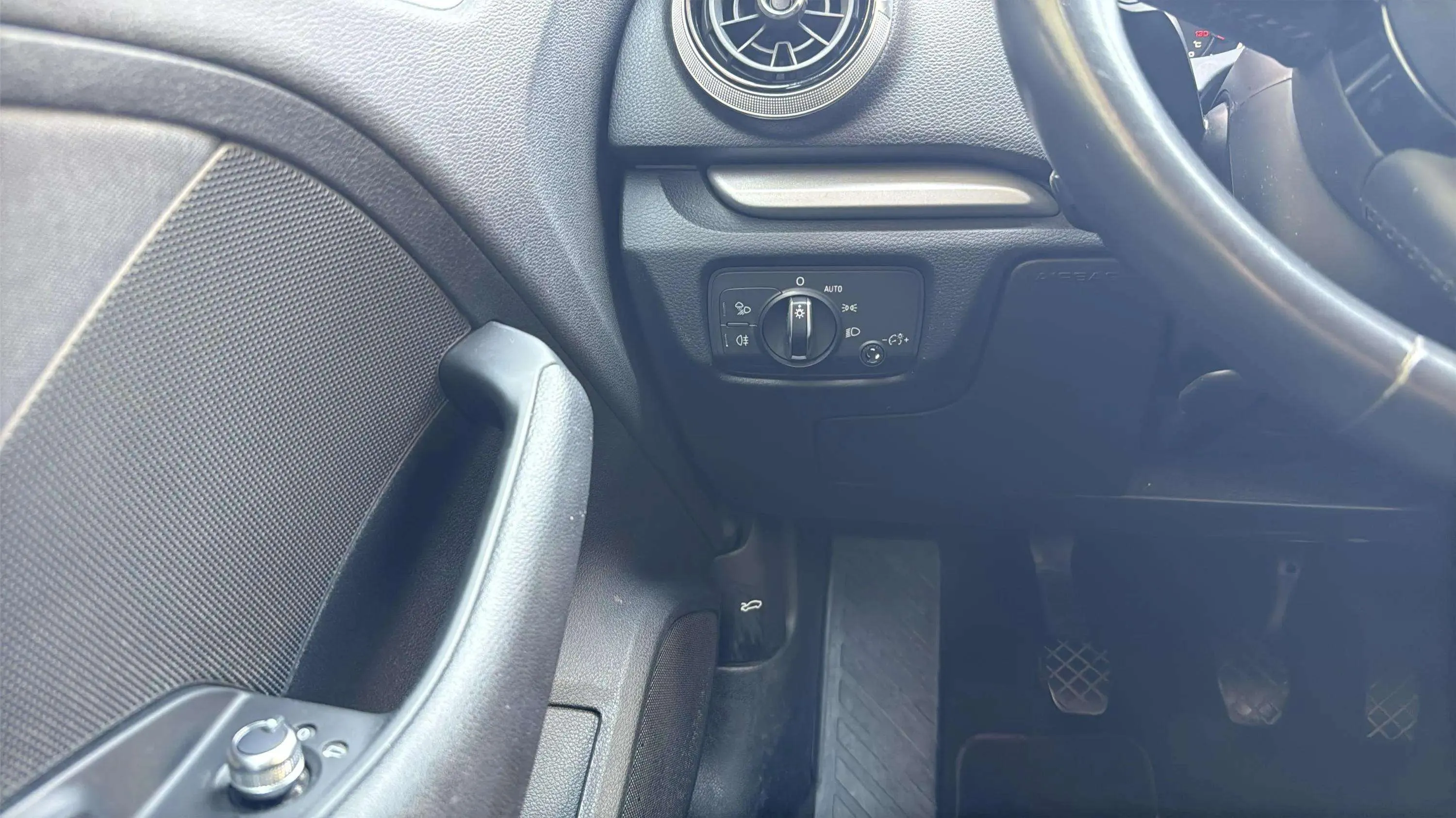 Audi A3 Design 35 TFSI Sportback - foto 16