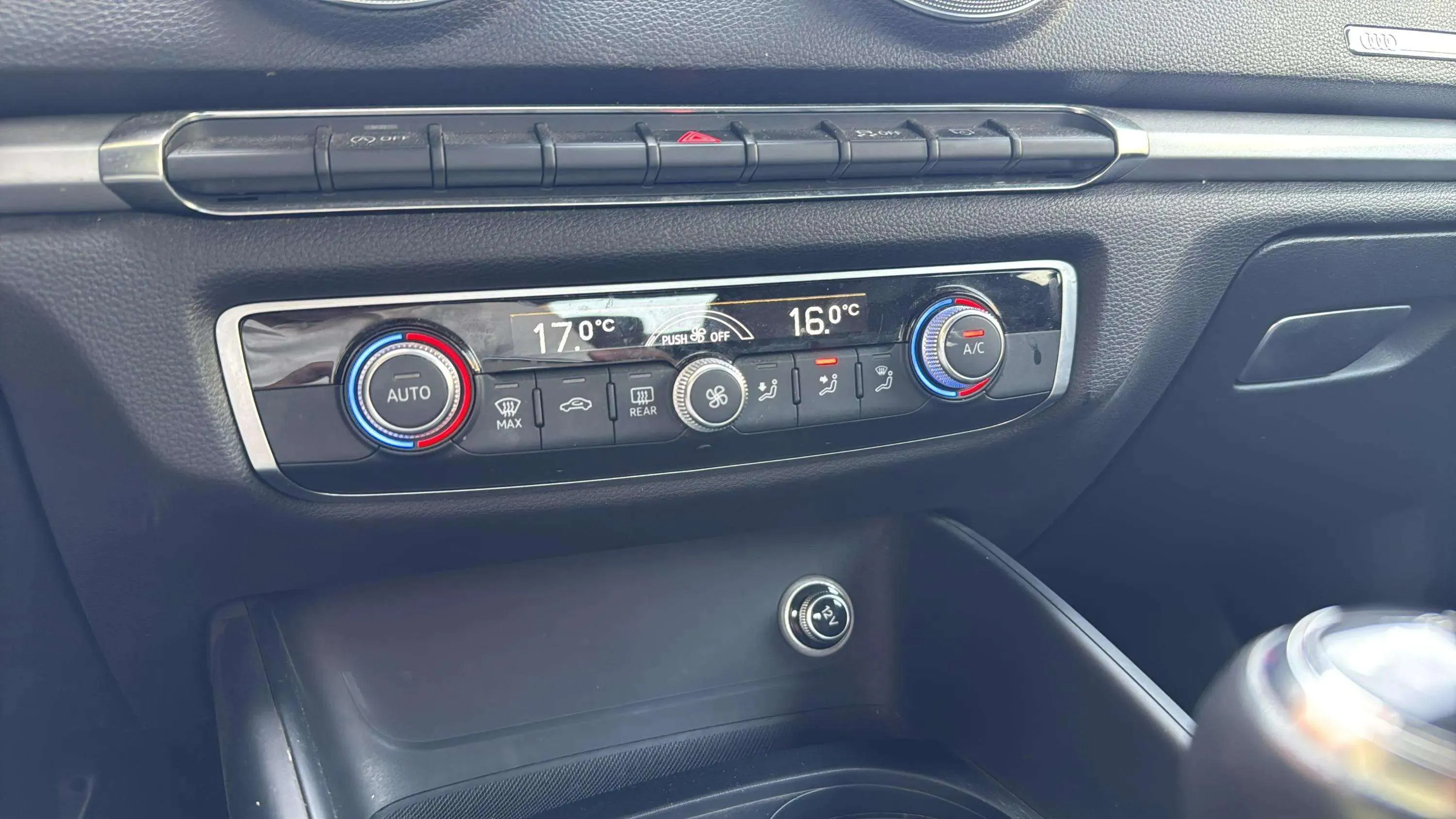 Audi A3 Design 35 TFSI Sportback - foto 27