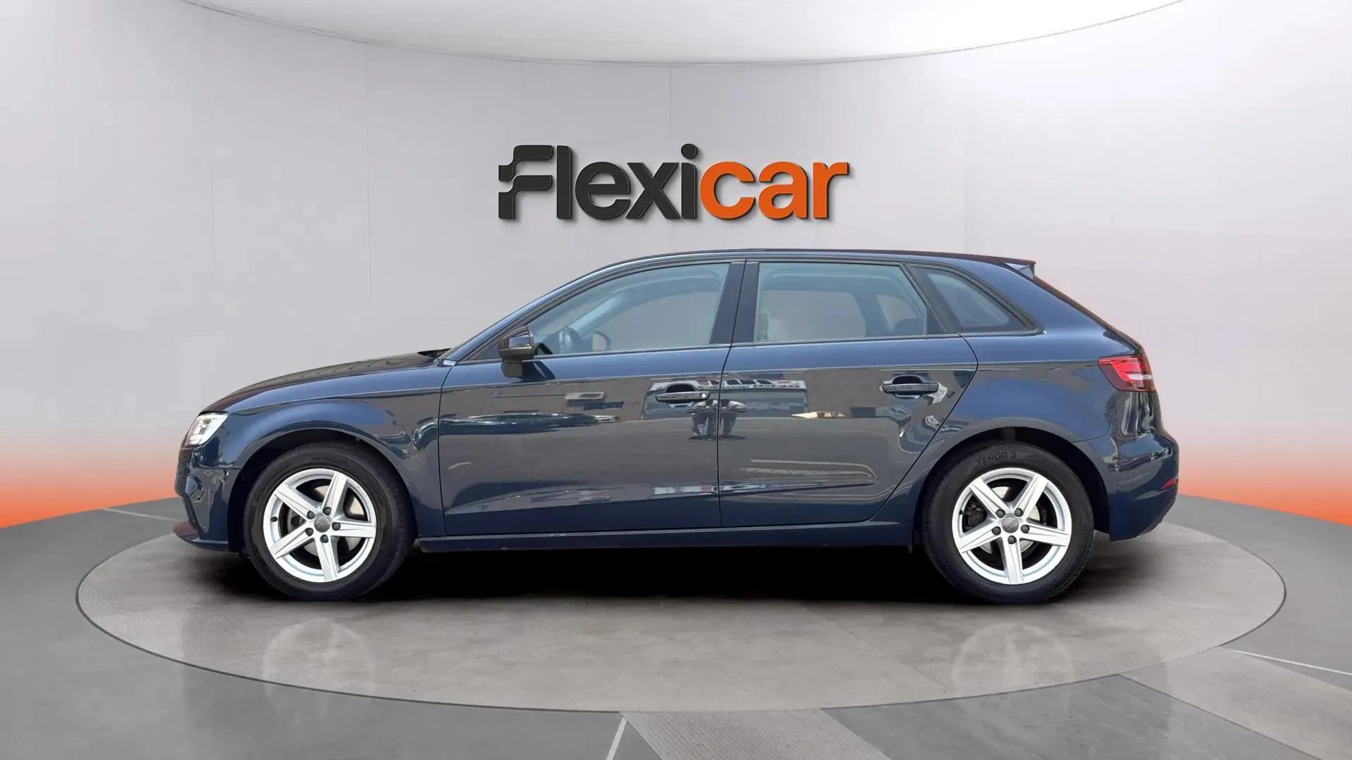 Audi A3 Design 35 TFSI Sportback - foto 7