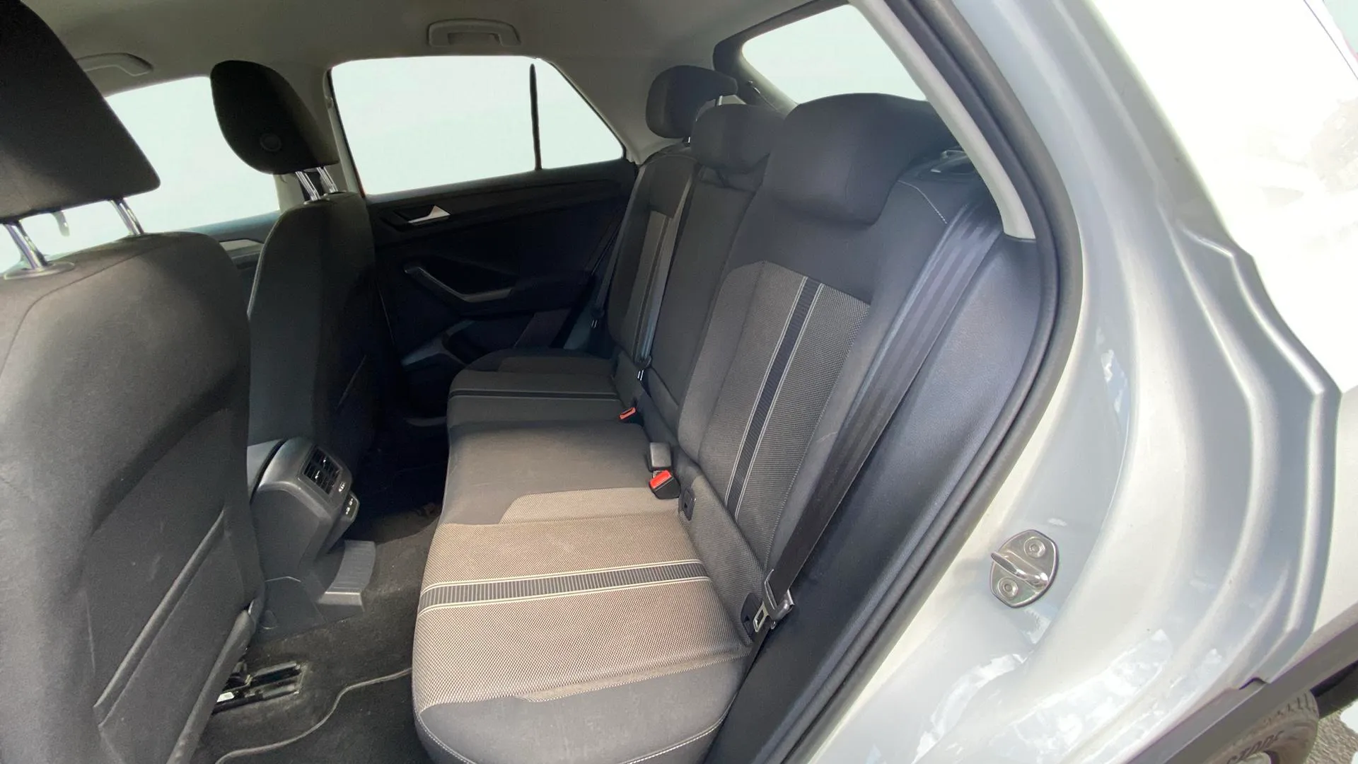Volkswagen T-Roc Advance 1.0 TSI - foto 31