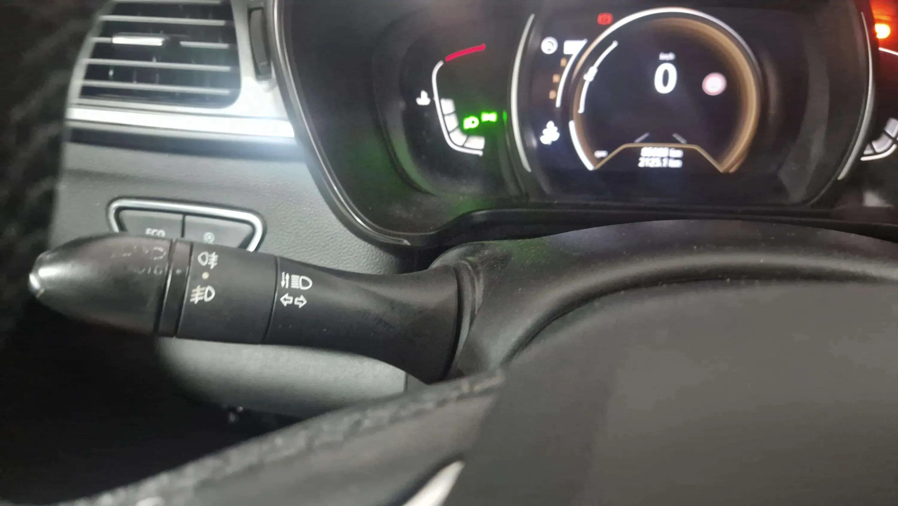 Renault Kadjar Zen GPF TCe EDC - foto 17