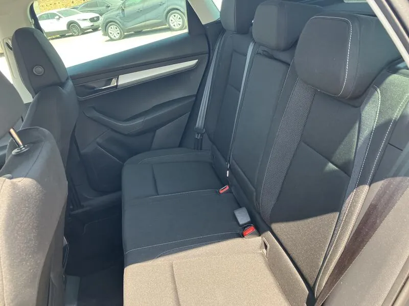 Škoda Karoq 1.5 TSI DSG ACT Ambition - foto 21