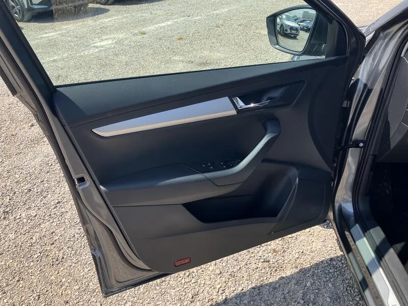Škoda Karoq 1.5 TSI DSG ACT Ambition - foto 24