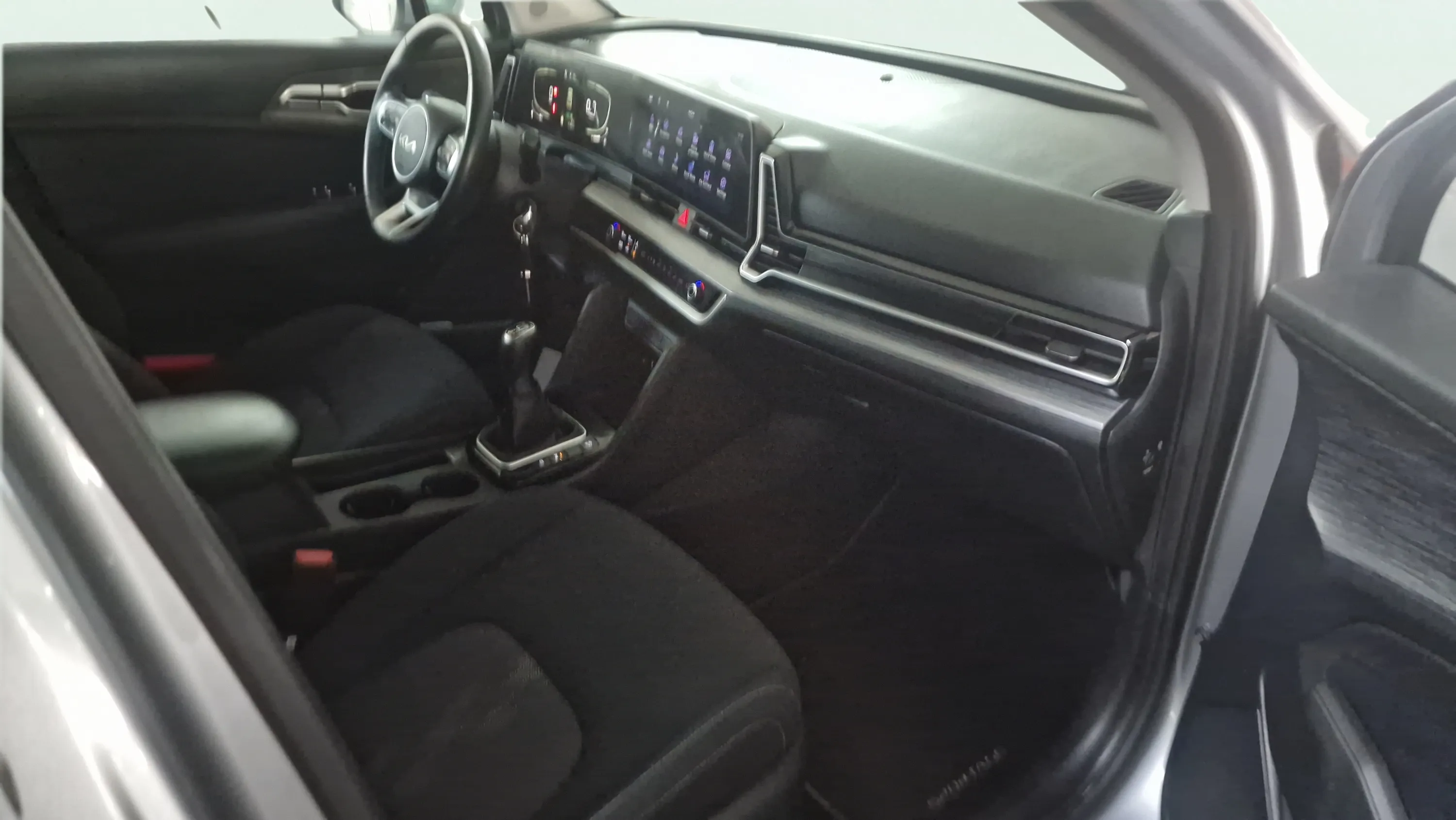 Kia Sportage 1.6 T-GDi MHEV Drive 4x2 - foto 25