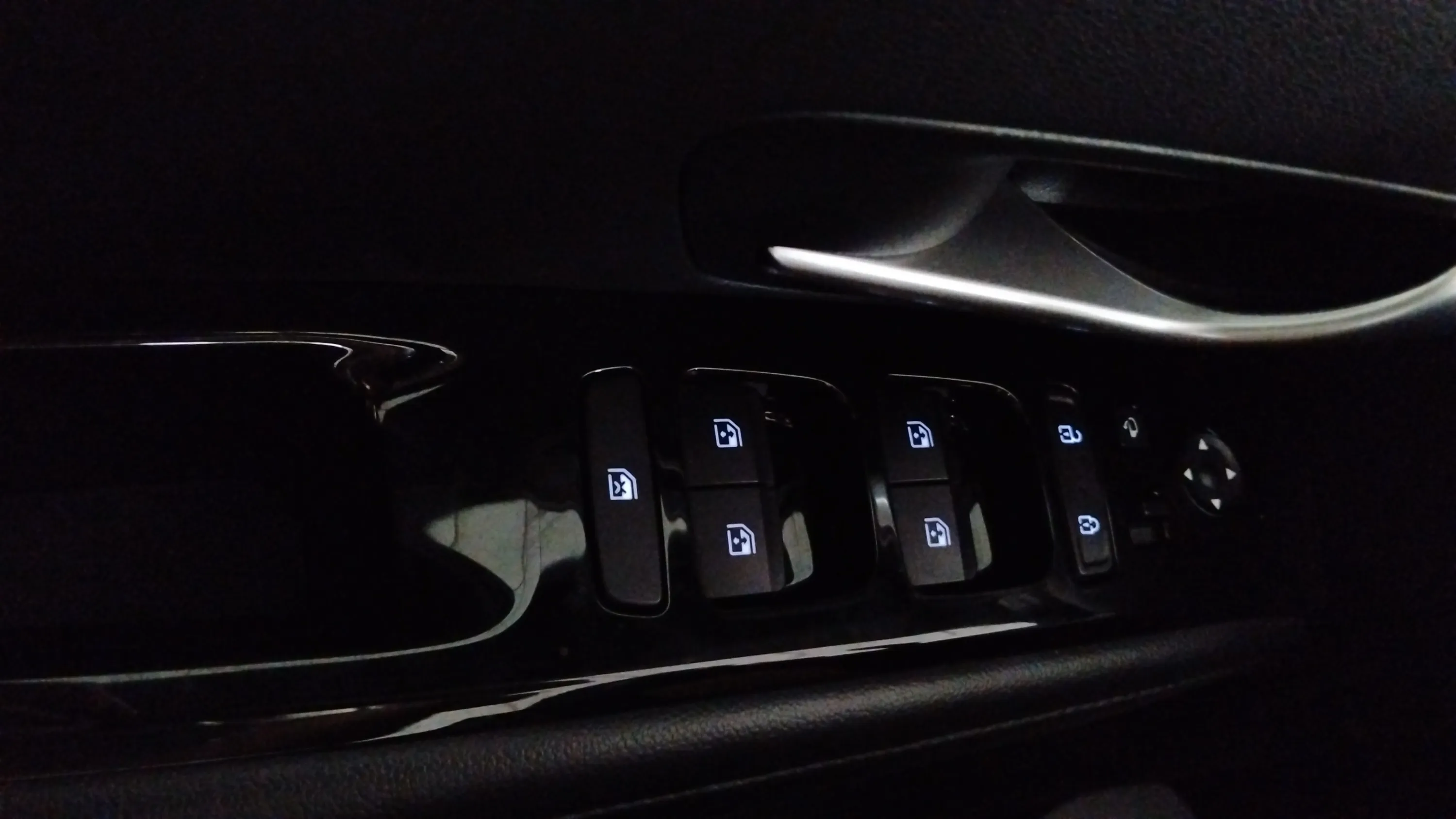 Hyundai Tucson 1.6 T-GDi HEV Tecno 2C - foto 18