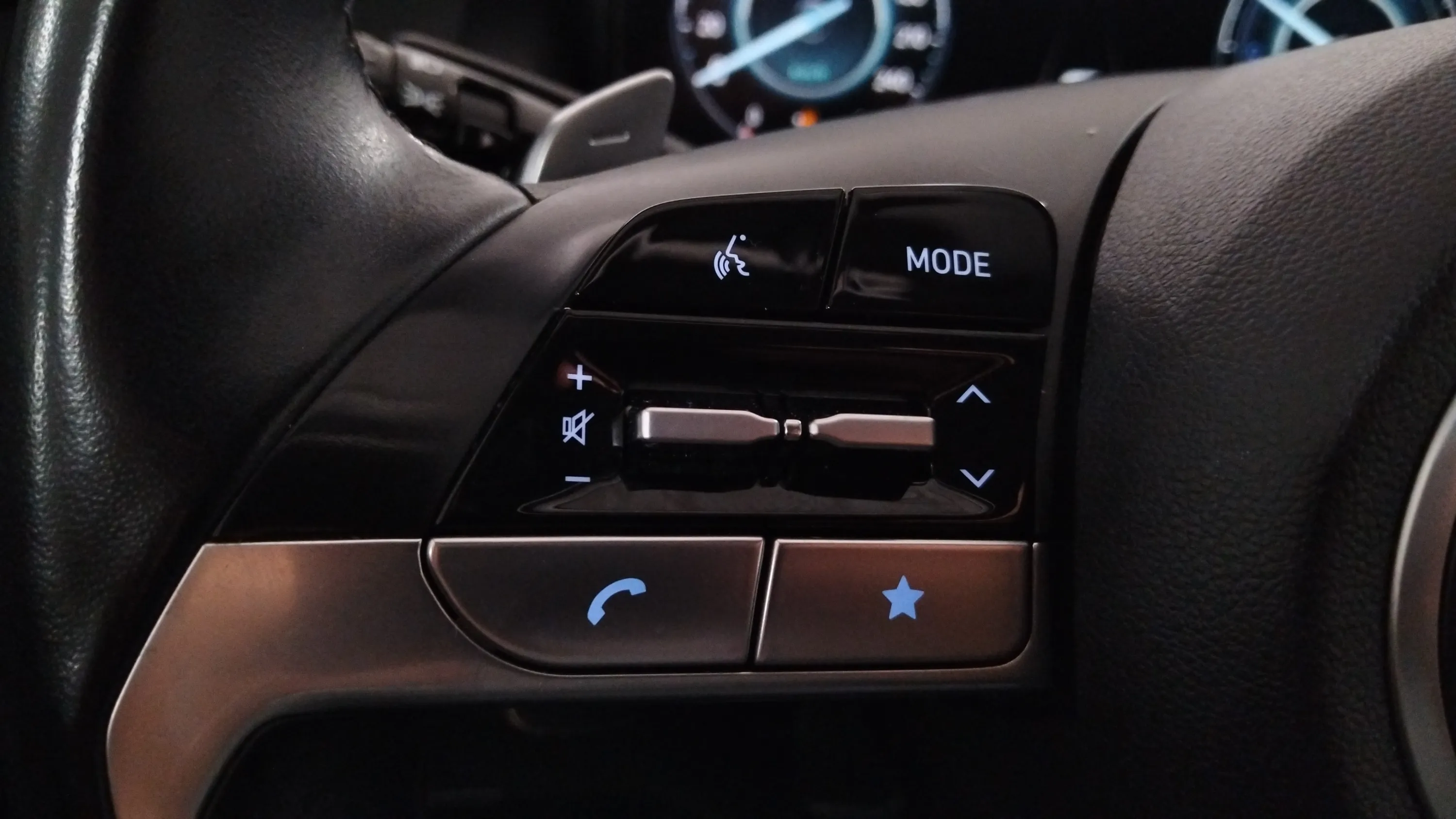 Hyundai Tucson 1.6 T-GDi HEV Tecno 2C - foto 16