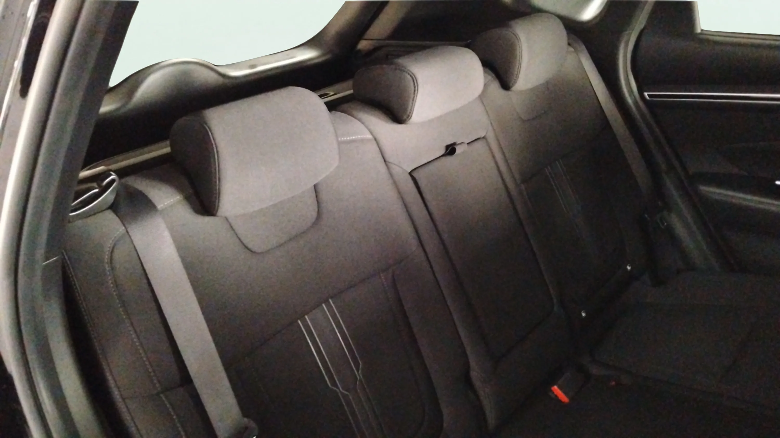 Hyundai Tucson 1.6 T-GDi HEV Tecno 2C - foto 25