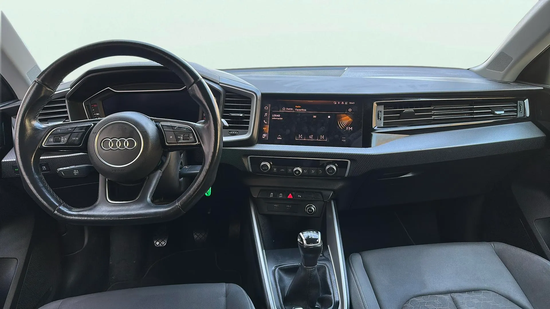 Audi A1 Sportback S line 25 TFSI - foto 11