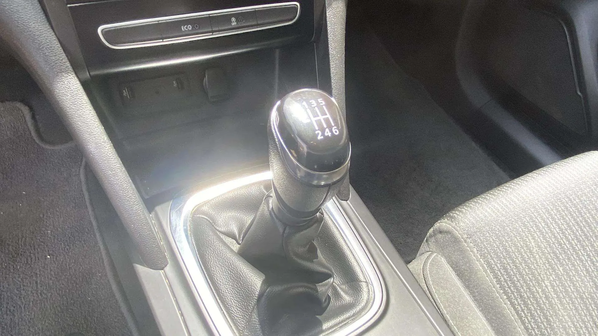 Renault Mégane Limited Energy TCe - foto 19