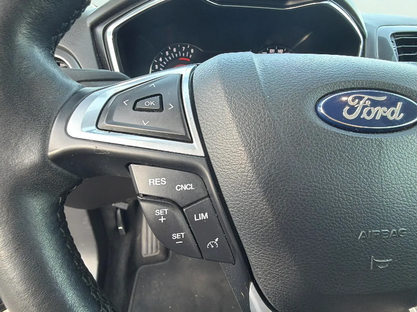 Ford Mondeo 1.5 EcoBoost Titanium SportBreak - foto 25