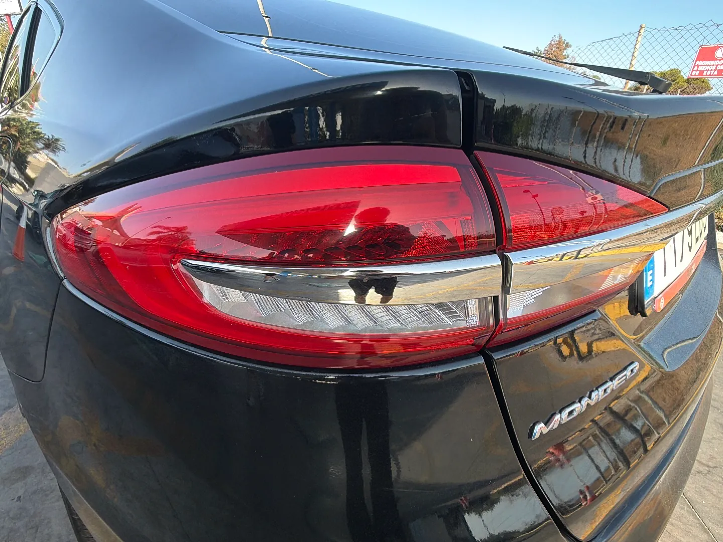 Ford Mondeo 1.5 EcoBoost Titanium SportBreak - foto 23