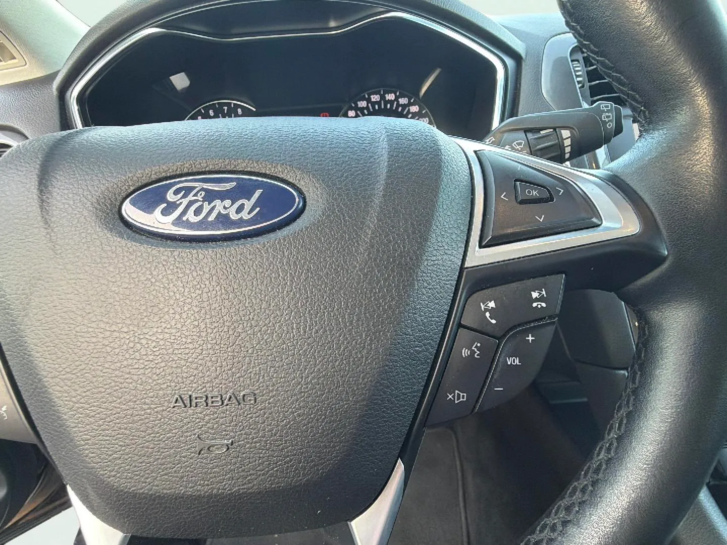 Ford Mondeo 1.5 EcoBoost Titanium SportBreak - foto 26