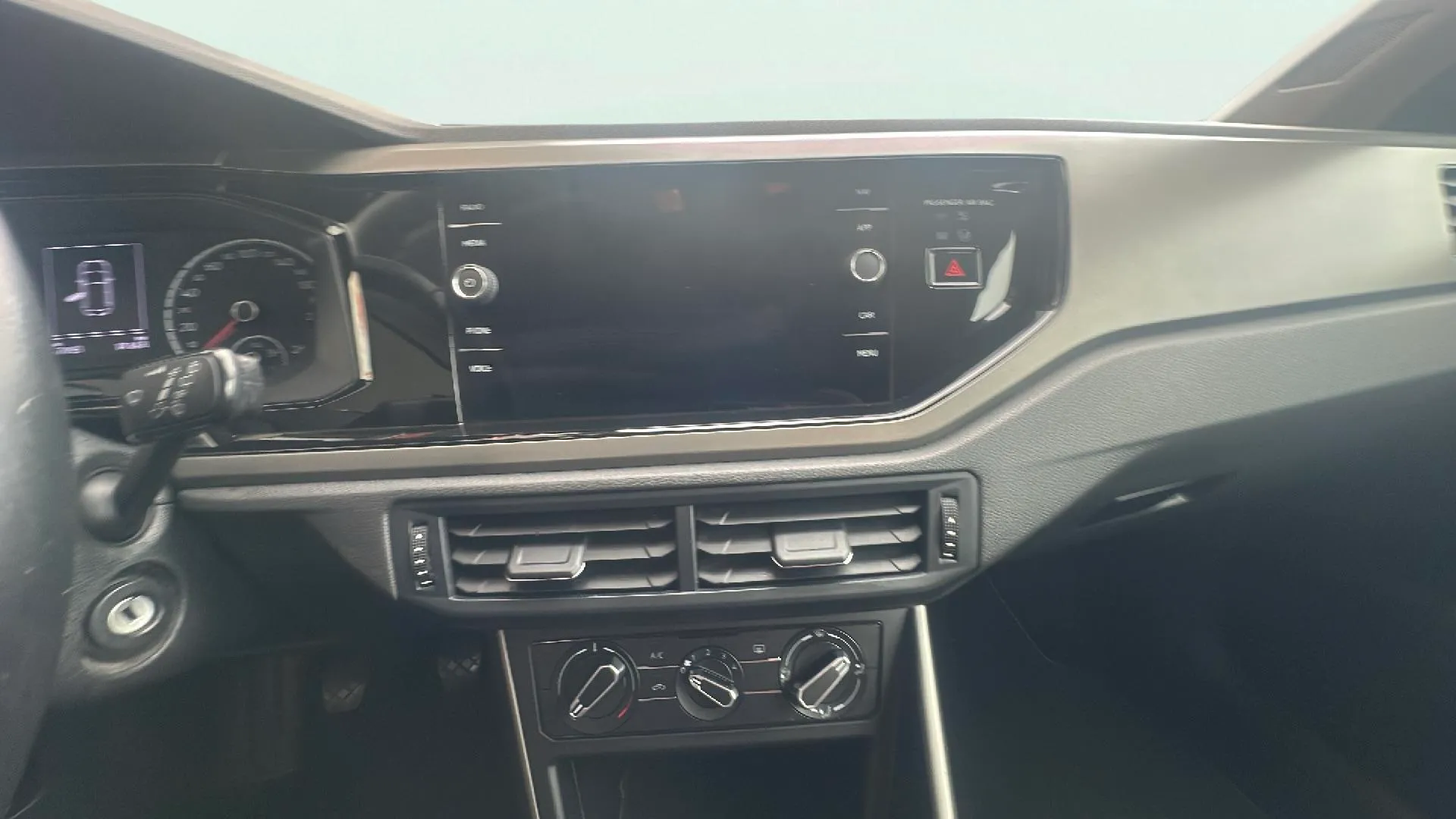 Volkswagen Polo Advance 1.0 - foto 18