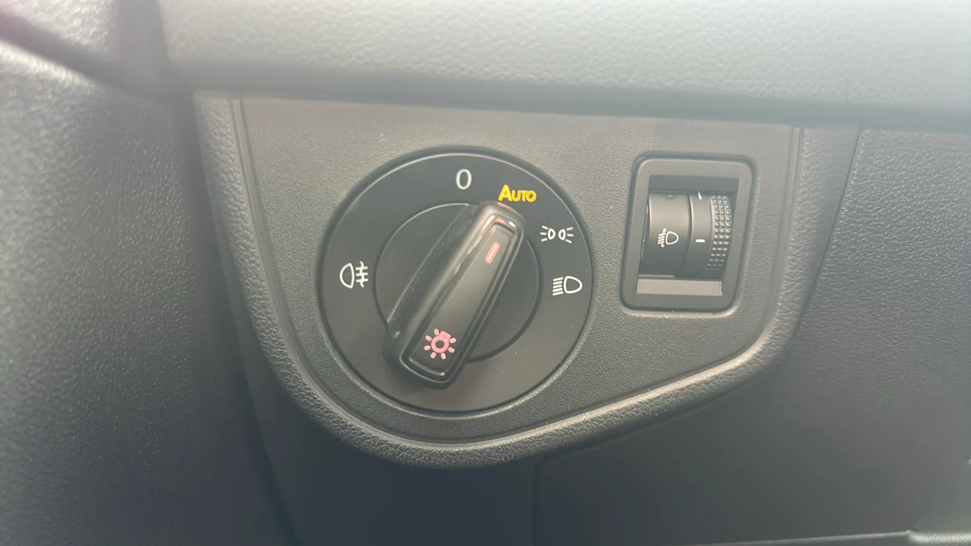 Volkswagen Polo Advance 1.0 - foto 21