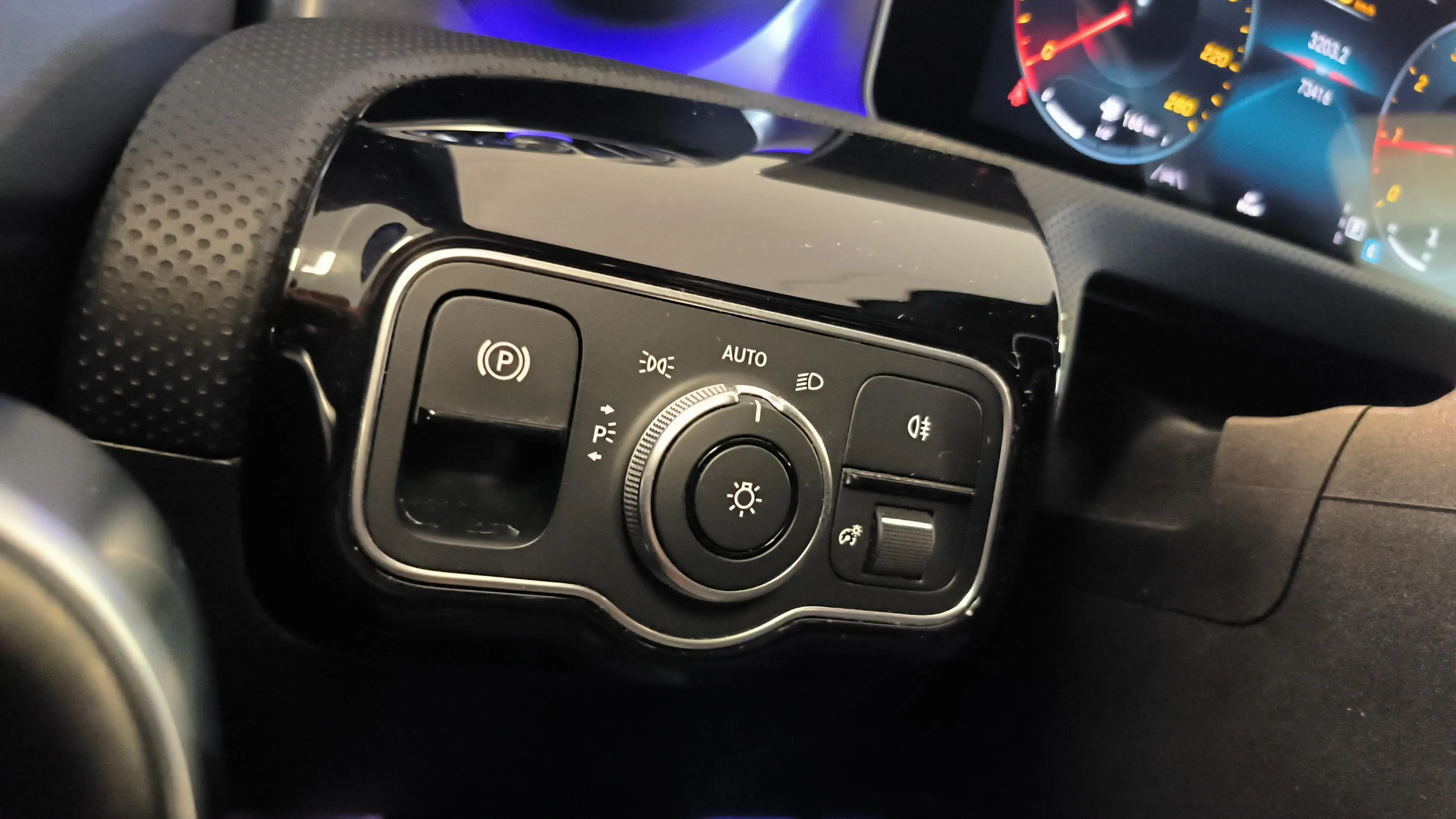 Mercedes-Benz CLA 200 - foto 20