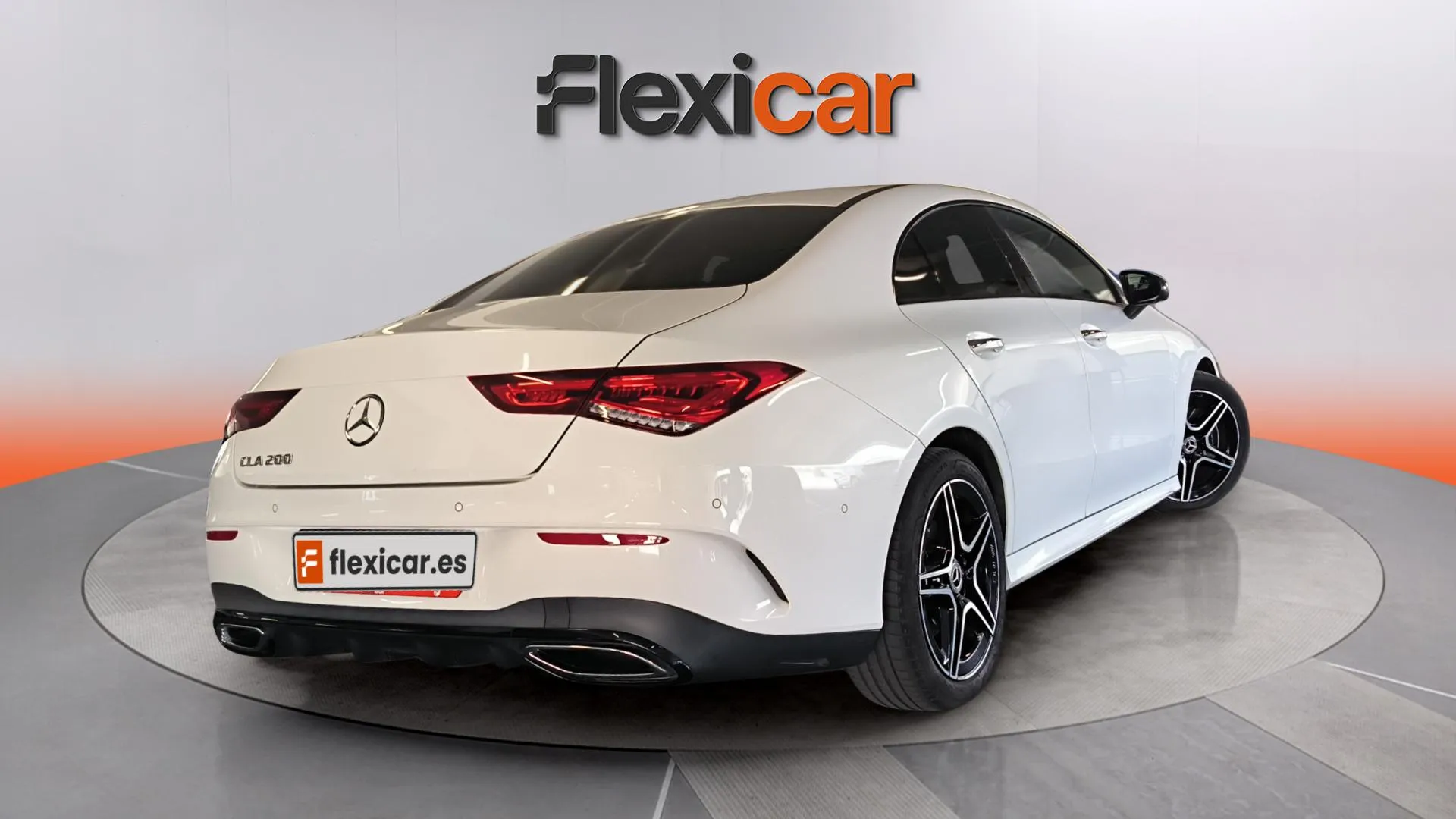 Mercedes-Benz CLA 200 - foto 7